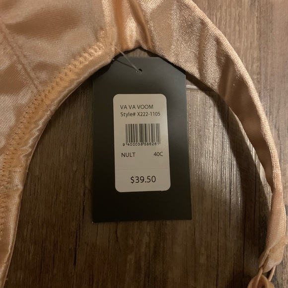 NWT Frederick’s of Hollywood Va Va Voom Satin Full Figure Bra.  Size 40 C - Picture 3 of 7